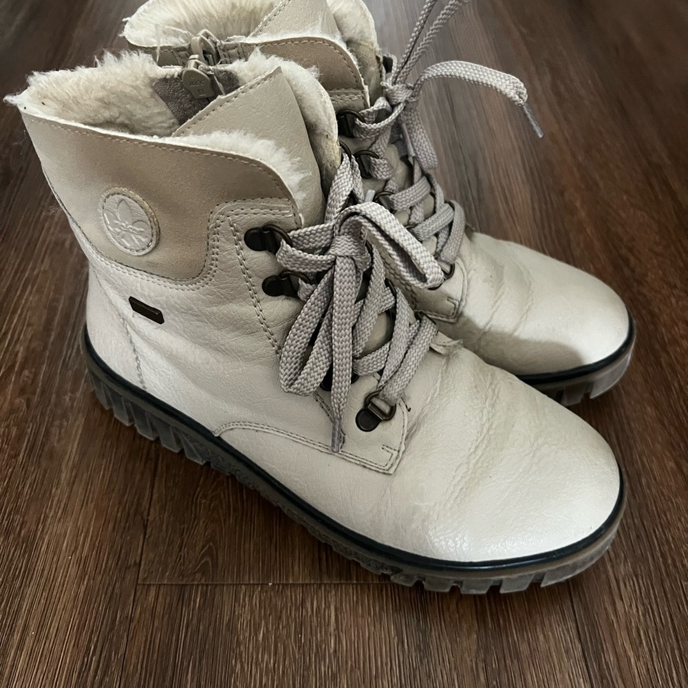 Rieker Off-White Lace-Up Winter Boots